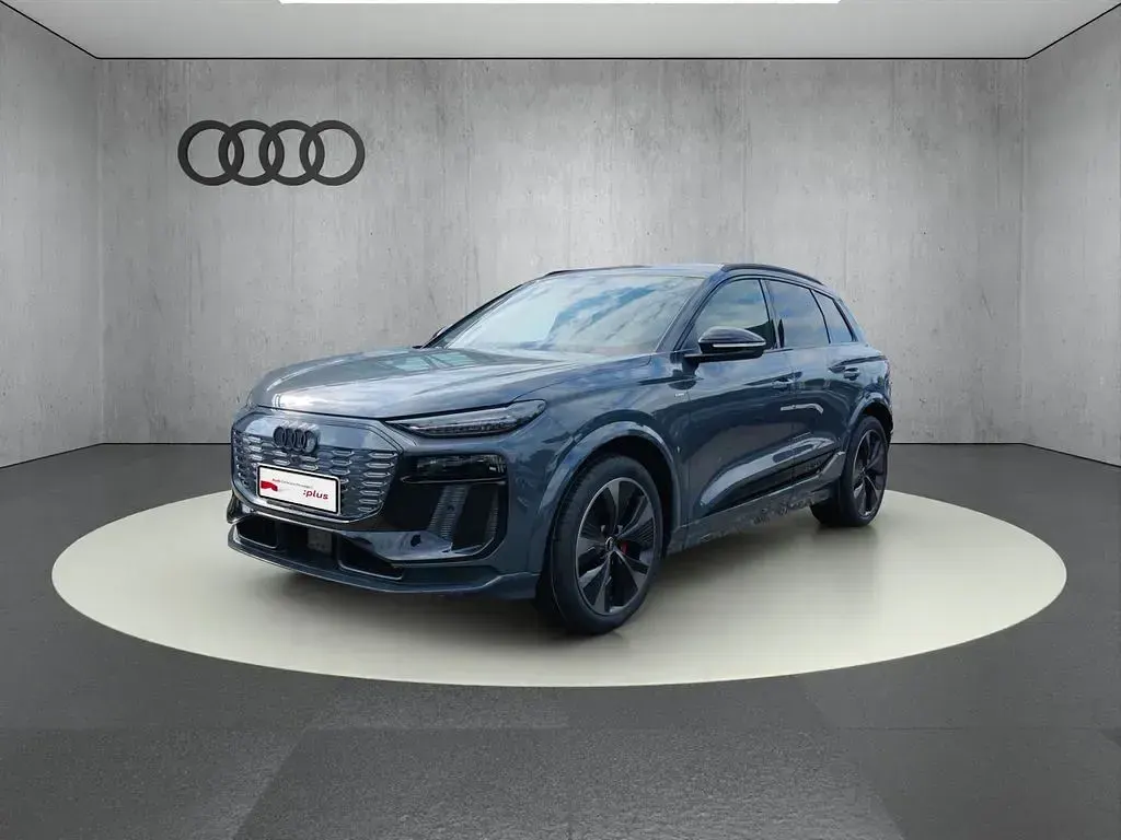 Gebraucht Audi Q6 e-tron Ambiente 284 kW (387 PS) 2025 Magnetgrau SUV