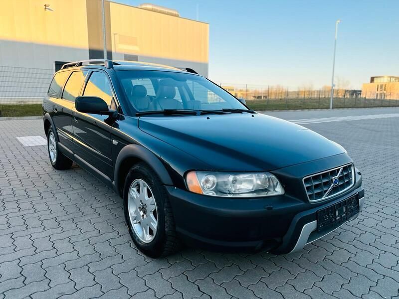 Schwarz Gebraucht 2004 Volvo XC70 Kinetic SUV | 5.890 € (Fairer Preis) - Bild 1/4
