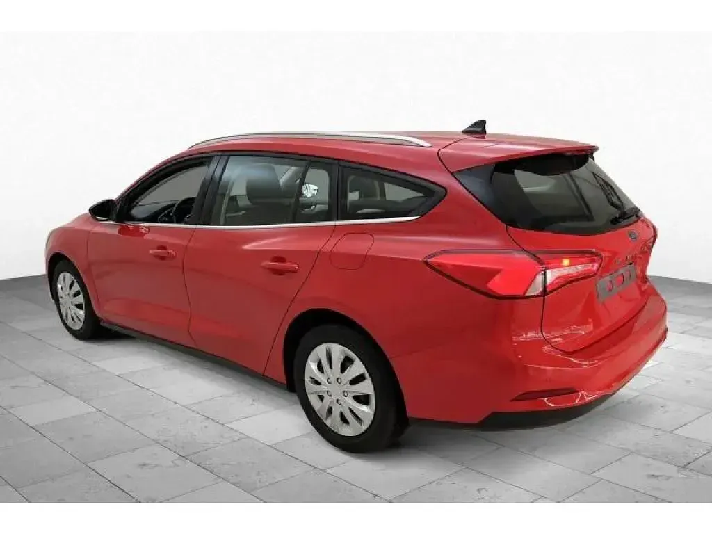 Gebraucht Ford Focus 125 PS (91 kW) 2021 Race red Kombi