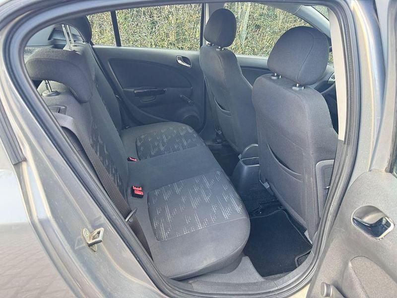 Gebraucht Opel Corsa Edition 101 PS (74 kW) 2013 Gold Kleinwagen