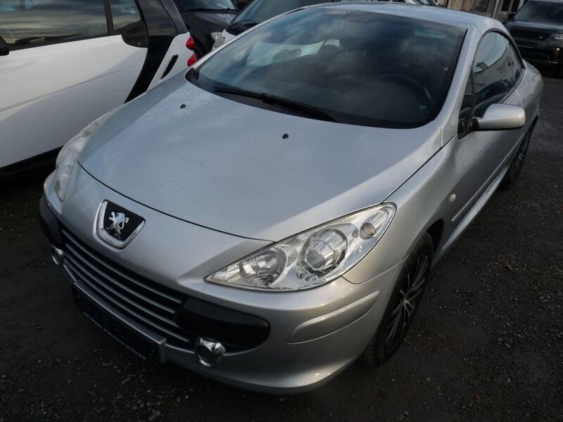 Gebraucht Peugeot 307 CC 109 PS (80 kW) 2007 Silber Cabrio