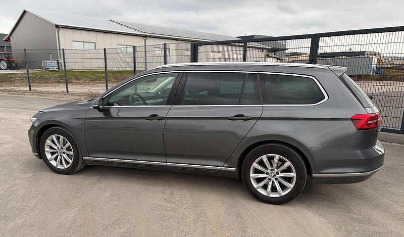Gebraucht VW Passat Highline 150 PS (110 kW) 2016 Grau Kombi