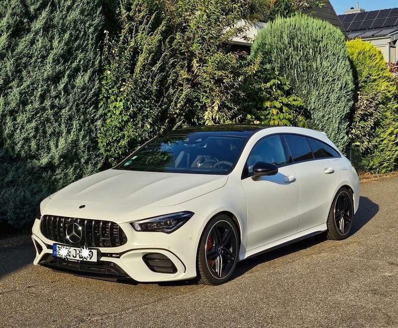 Weiß Gebraucht 2020 Mercedes CLA45 AMG Shooting Brake AMG Kombi | 45.800 € (Fairer Preis) - Bild 1/4