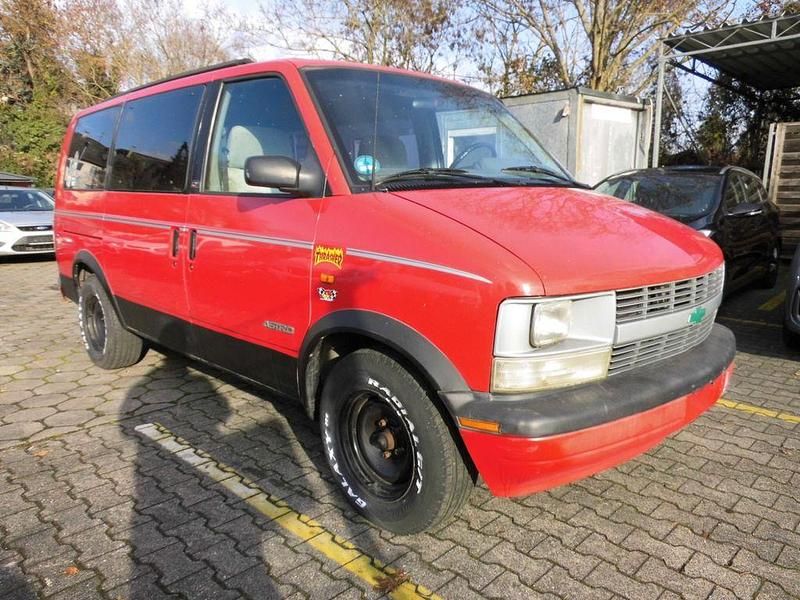 Gebraucht Chevrolet Astro LT 186 PS (136 kW) 1996 Rot Van / Kleinbus