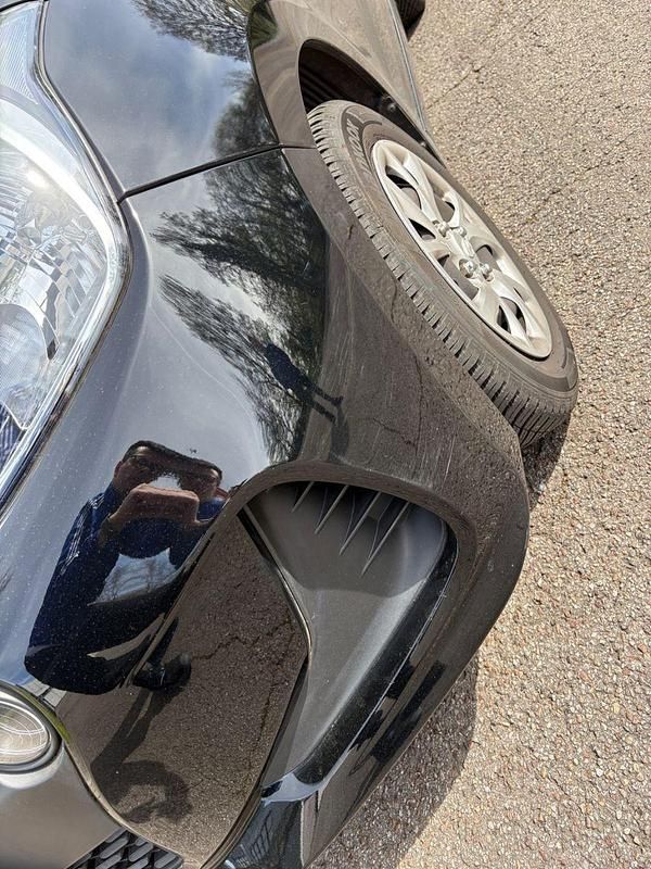 Gebraucht Hyundai i10 Trend 67 PS (49 kW) 2016 Schwarz Kleinwagen