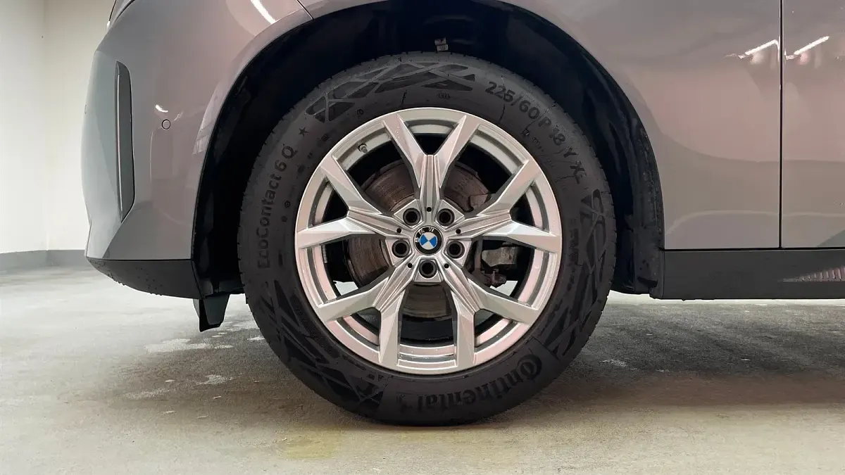 Gebraucht BMW X3 Efficient Dynamics 208 PS (152 kW) 2025 Skyscraper grau metallic SUV