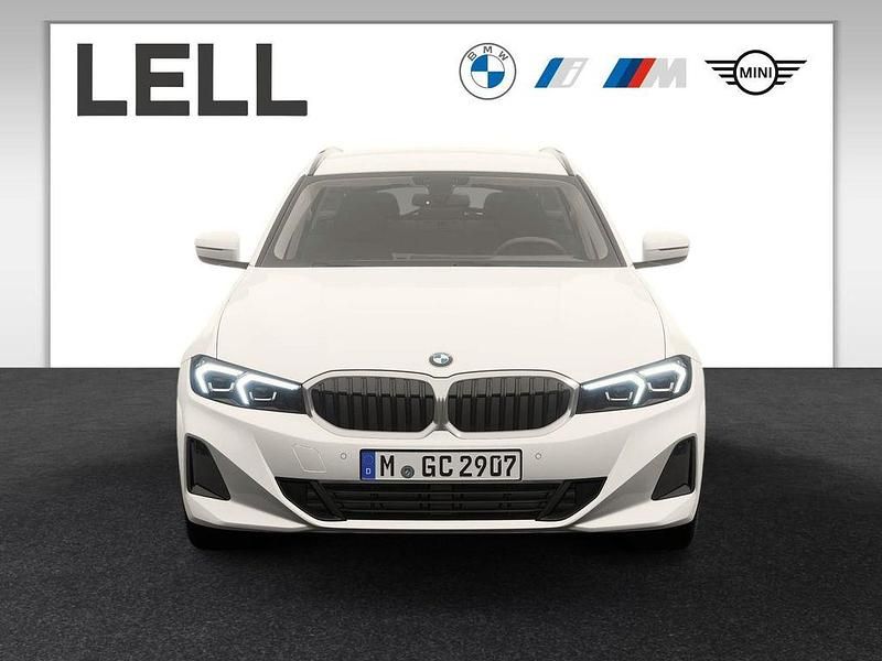 Neu BMW 318 Shadowline 156 PS (114 kW) 2026 Weiß Kombi