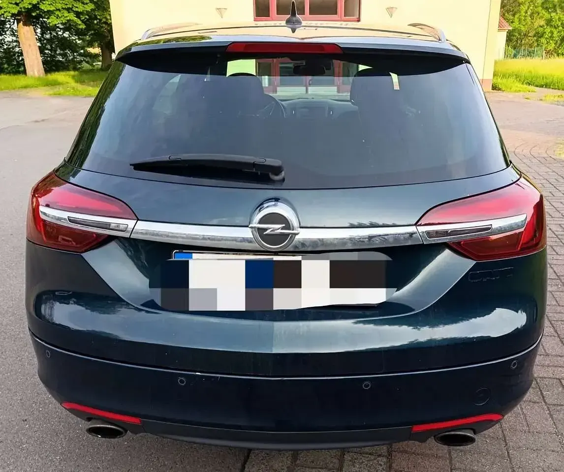 Gebraucht Opel Insignia Sport 194 PS (142 kW) 2013 Grün Kombi