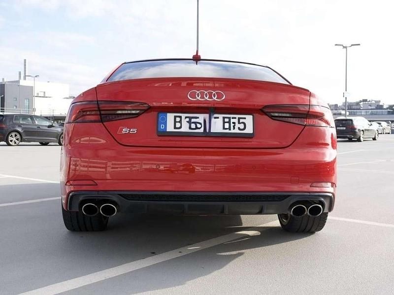 Gebraucht Audi S5 Ambiente 354 PS (260 kW) 2018 Rot Coupé