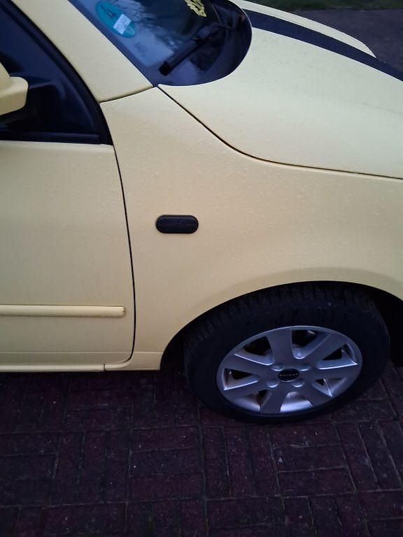 Gebraucht VW Lupo 50 PS (36 kW) 2002 Gelb Kleinwagen