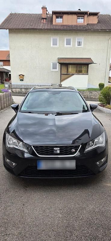 Second-hand Seat Leon ST FR 150 CP (110 kW) 2014 Negru Break