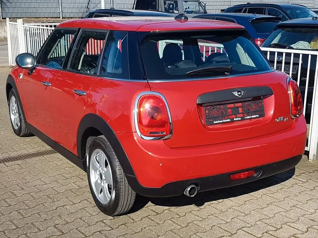 Używany Mini One D Salt 95 KM (69 kW) 2015 Czerwony Hatchback