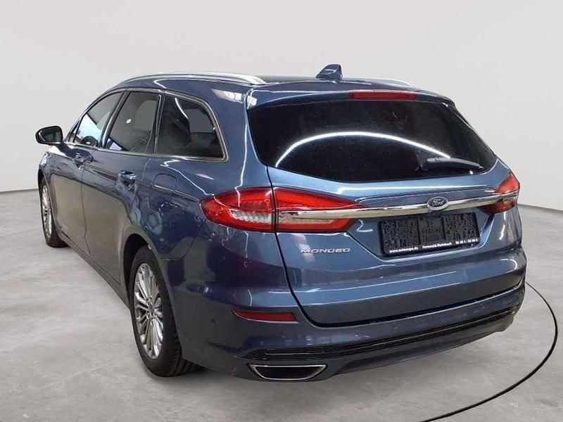 Gebraucht Ford Mondeo Titanium 190 PS (139 kW) 2022 Blau Limousine