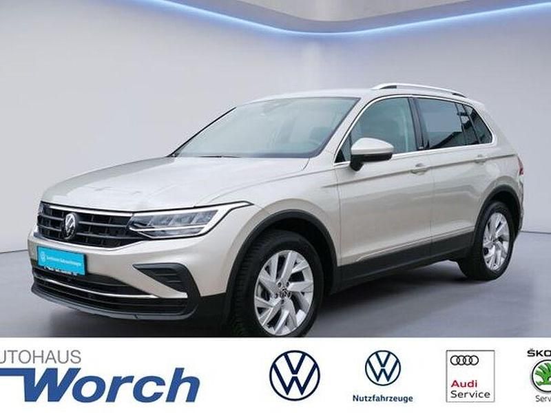 Ivory silver metallic Gebraucht 2024 VW Tiguan Move SUV | 28.689 € (Guter Preis) - Bild 1/3