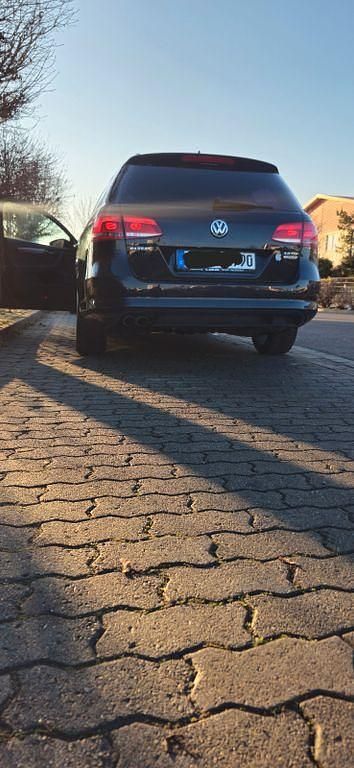 Gebraucht VW Passat Highline 140 PS (102 kW) 2011 Schwarz Kombi