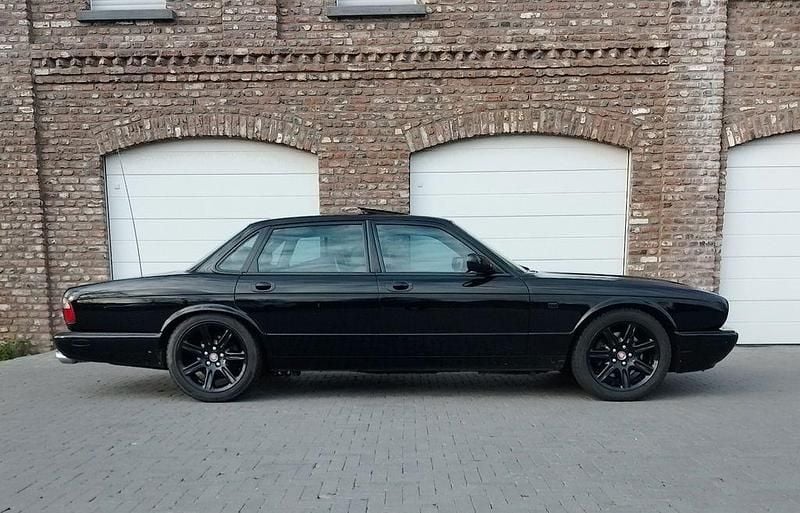 Gebraucht Jaguar XJR 363 PS (266 kW) 1998 Schwarz Limousine