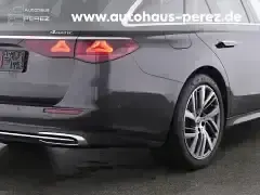 Gebraucht Mercedes E300 Avantgarde 197 PS (144 kW) 2025 Grau Kombi