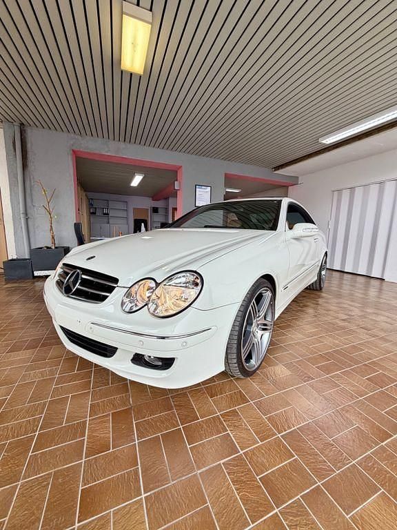 Gebraucht Mercedes CLK200 Avantgarde 184 PS (135 kW) 2007 Weiß Coupé