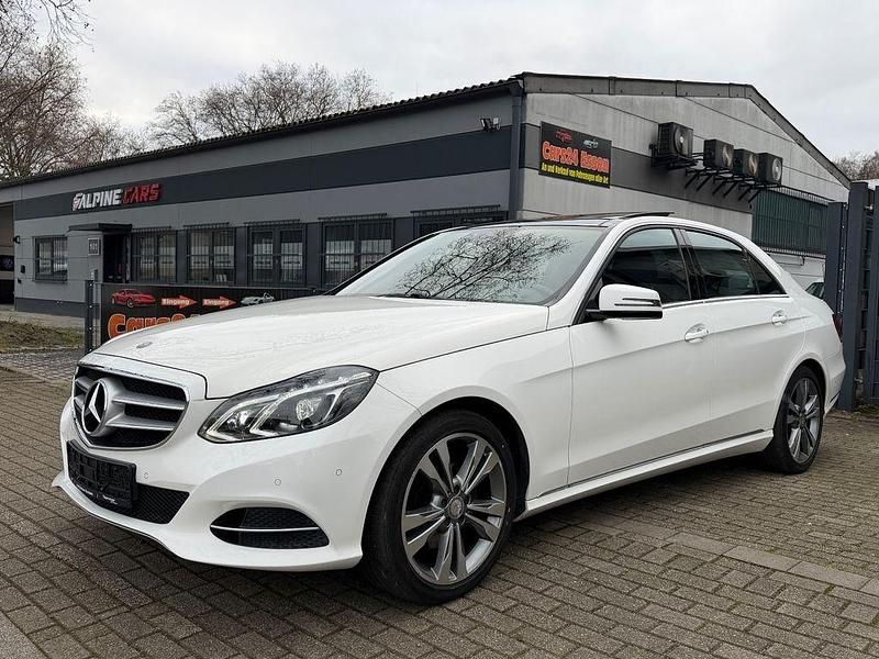 Gebraucht Mercedes E300 252 PS (185 kW) 2014 Weiß Limousine