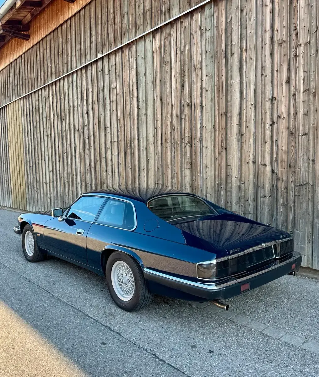 Używany Jaguar XJS 281 KM (206 kW) 1993 Niebieski Coupe