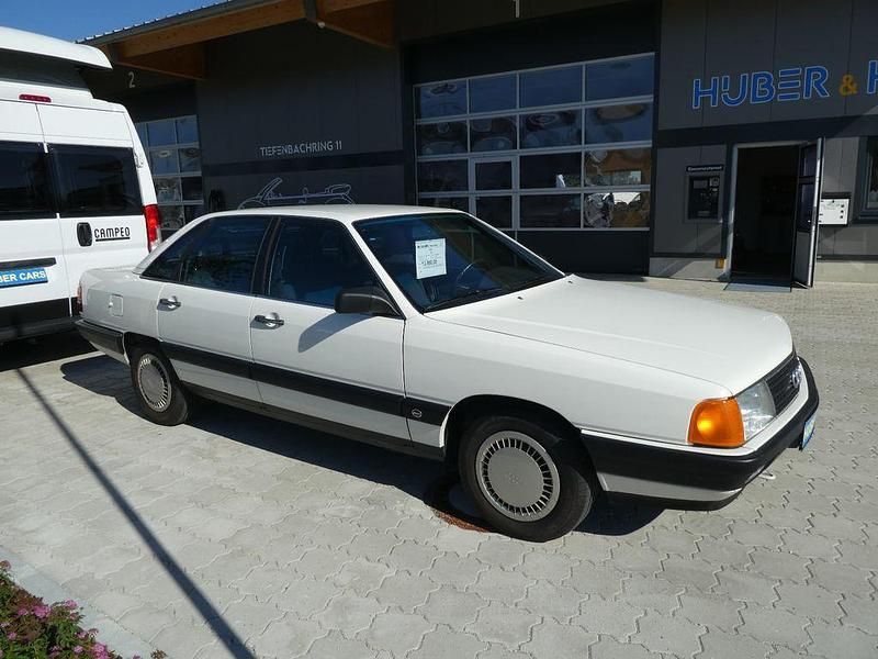 Gebraucht Audi 100 90 PS (66 kW) 1986 Weiß Limousine