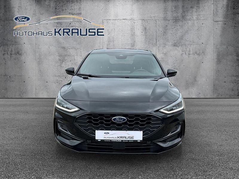 Neu Ford Focus ST-Line 125 PS (91 kW) 2026 Schwarz Limousine