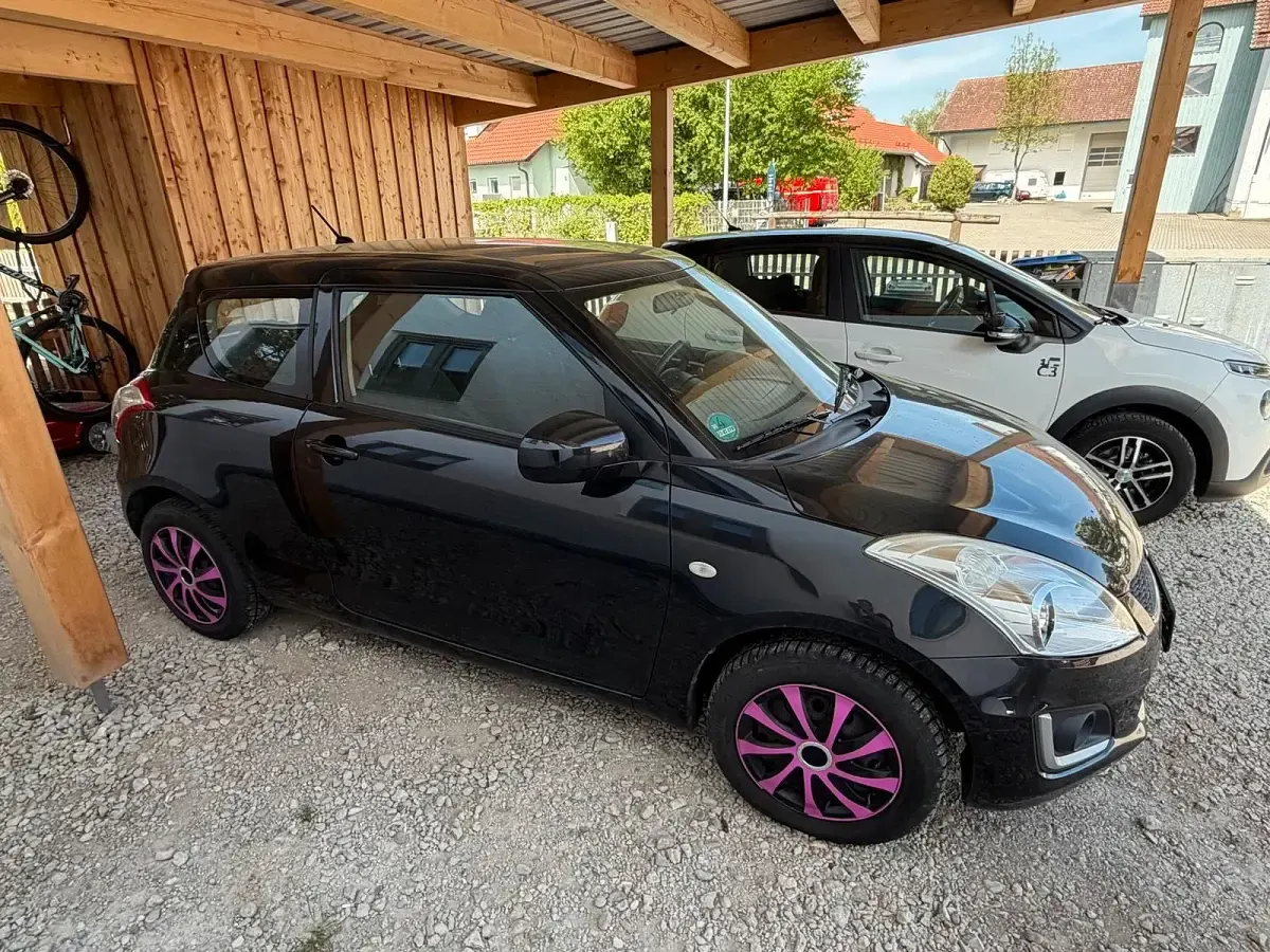 Gebraucht Suzuki Swift 94 PS (69 kW) 2014 Schwarz Kleinwagen