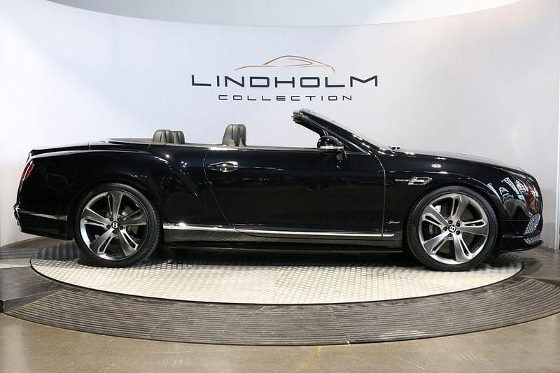 Gebraucht Bentley Continental GT Convertible 635 PS (467 kW) 2016 Schwarz Cabrio