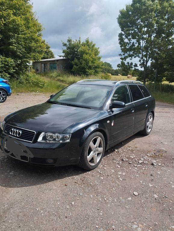 Schwarz Gebraucht 2004 Audi A4 Performance Kombi | 1.349 € (Superpreis) - Bild 1/4