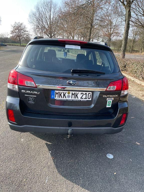 Gebraucht Subaru Outback Active 150 PS (110 kW) 2014 Schwarz Kombi