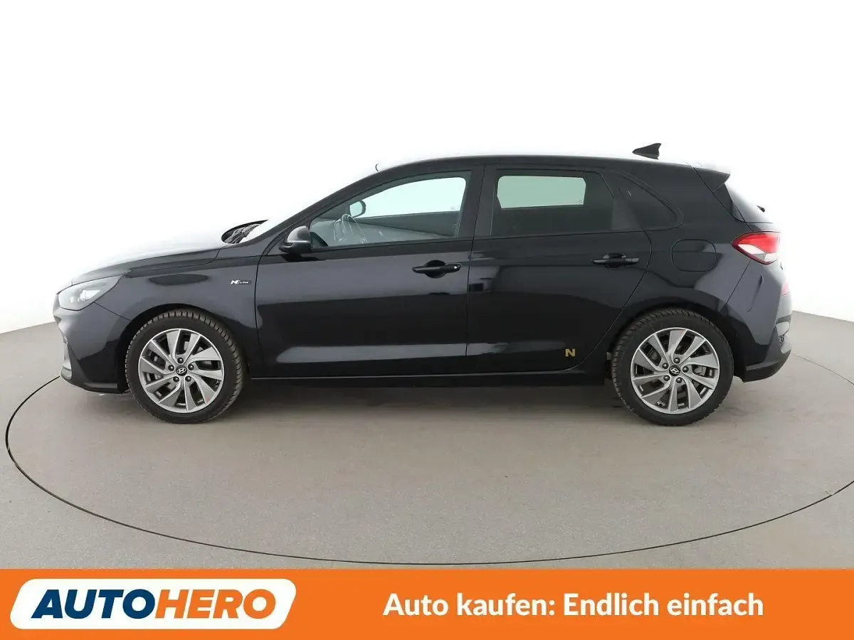 Gebraucht Hyundai i30 N Line 120 PS (88 kW) 2020 Schwarz Limousine