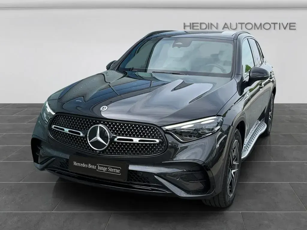Gebraucht Mercedes GLC300 AMG 258 PS (189 kW) 2025 Grau SUV