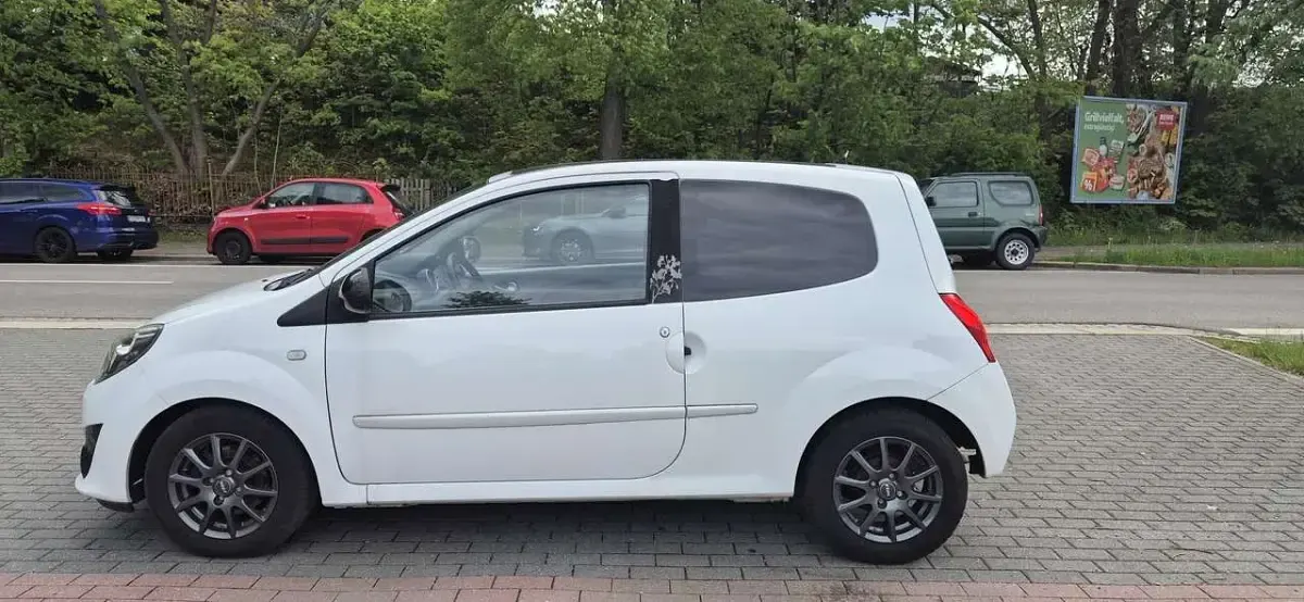 Używany Renault Twingo 76 KM (55 kW) 2009 Biały Hatchback