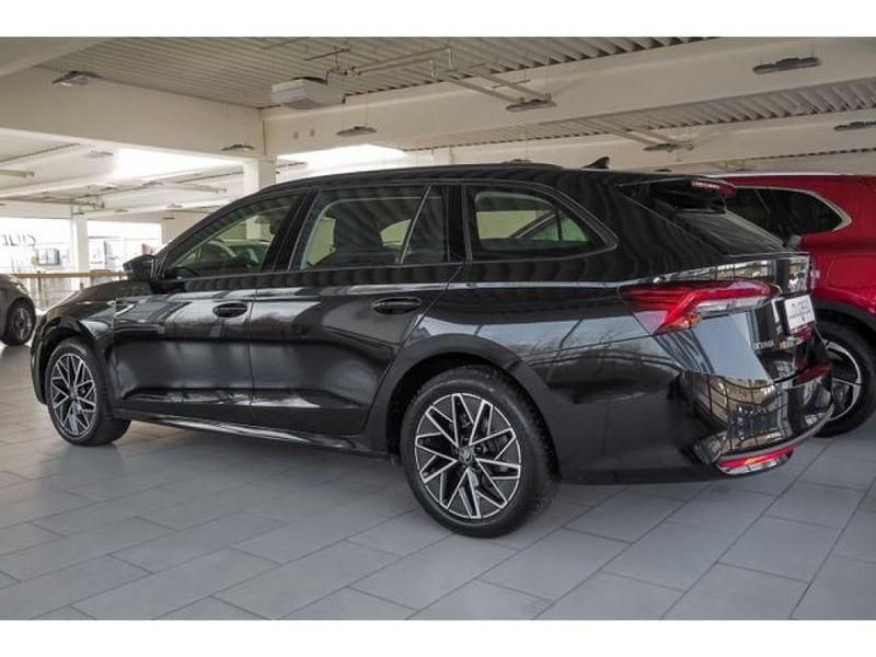 Gebraucht Skoda Octavia Selection 150 PS (110 kW) 2025 Schwarz Kombi