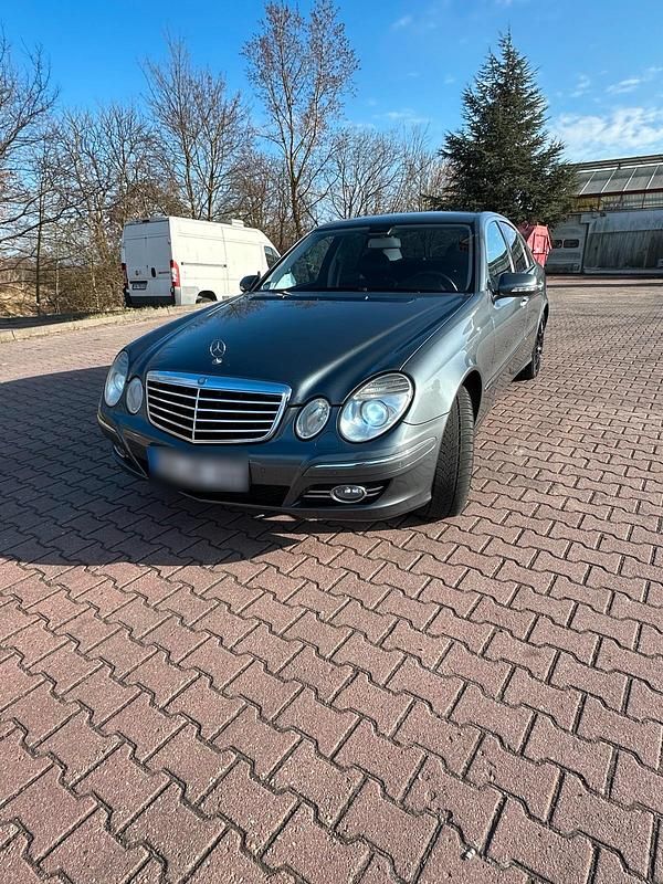 Gebraucht Mercedes E280 240 PS (176 kW) 2006 Grau Limousine