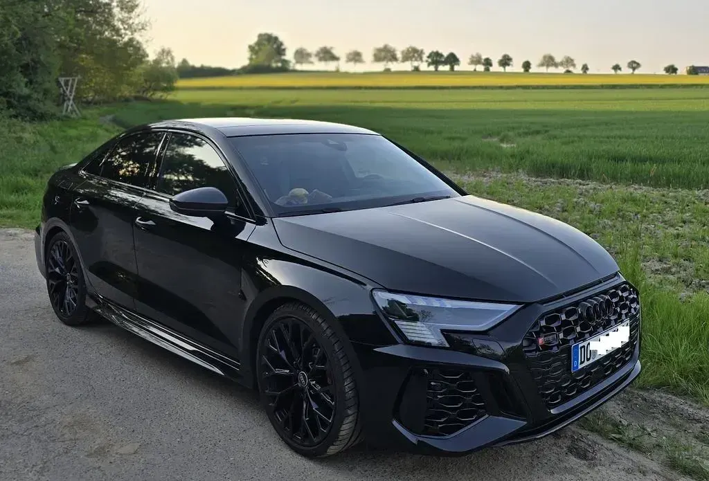 Gebraucht Audi RS3 Sport 400 PS (294 kW) 2023 Schwarz Limousine