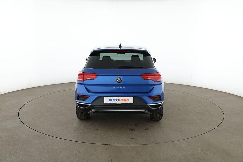 Gebraucht VW T-Roc Active 150 PS (110 kW) 2021 Blau SUV