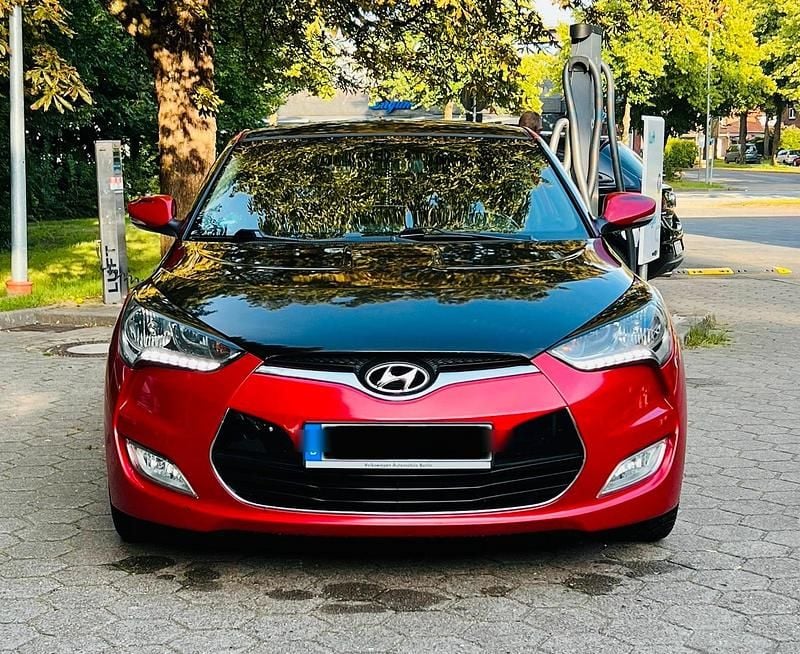 Rot Gebraucht 2014 Hyundai Veloster Kleinwagen | 6.900 € (Guter Preis) - Bild 1/4