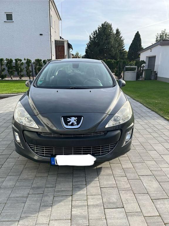 Gebraucht Peugeot 308 Platinum 120 PS (88 kW) 2010 Grau Limousine