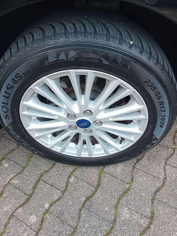 Schwarz Gebraucht 2019 Ford Galaxy Titanium Van / Kleinbus | 24.500 € (Fairer Preis) - Bild 1/4