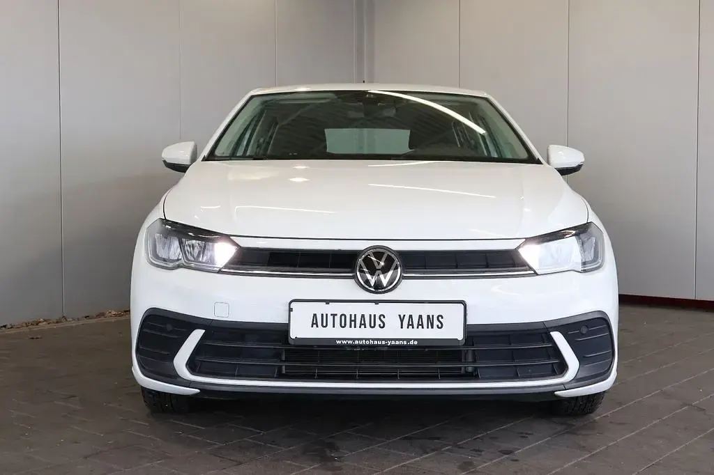 Gebraucht VW Polo 80 PS (58 kW) 2022 Weiß Kleinwagen