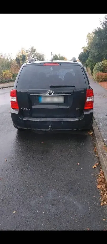 Gebraucht Kia Carnival 185 PS (136 kW) 2006 Schwarz Van / Kleinbus
