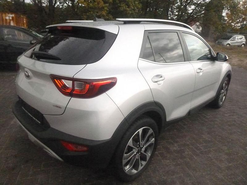 Gebraucht Kia Stonic Platinum 120 PS (88 kW) 2018 Silber SUV