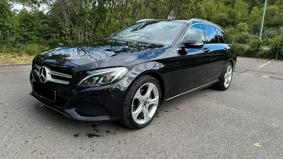 Gebraucht Mercedes C220 170 PS (125 kW) 2017 Schwarz Kombi