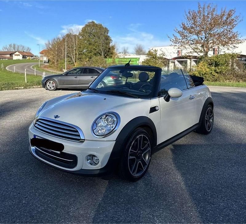 Beige Gebraucht 2011 Mini Cooper Cabriolet Cabrio | 6.799 € (Fairer Preis) - Bild 1/4