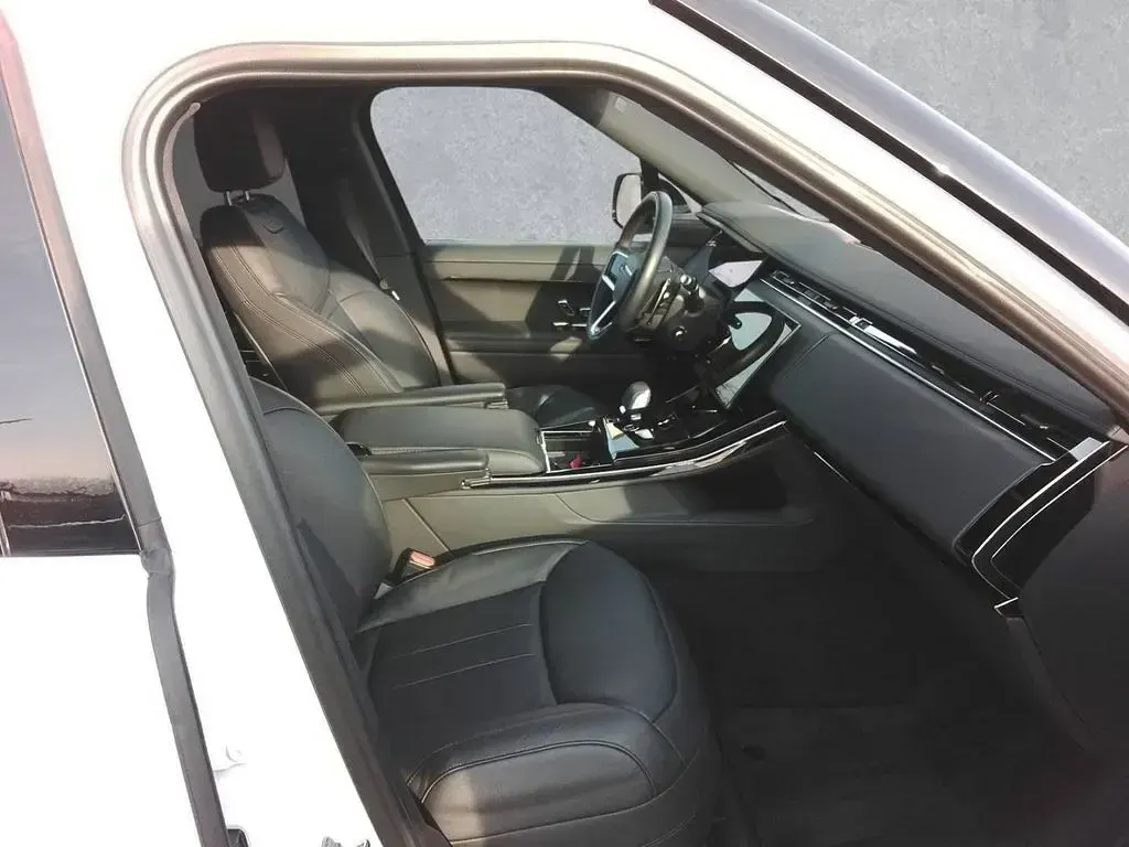 Gebraucht Land Rover Range Rover Sport S 249 PS (183 kW) 2024 Fuji white SUV