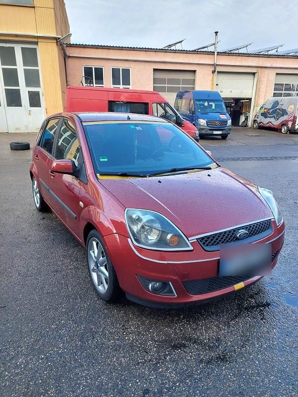 Gebraucht Ford Fiesta 2006 Rot Kleinwagen