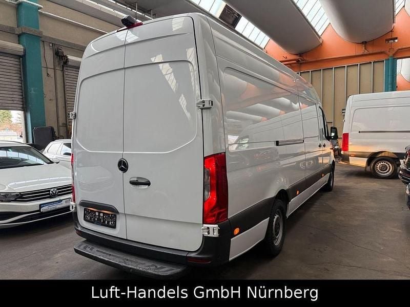 Gebraucht Mercedes Sprinter 163 PS (119 kW) 2019 Weiß Van