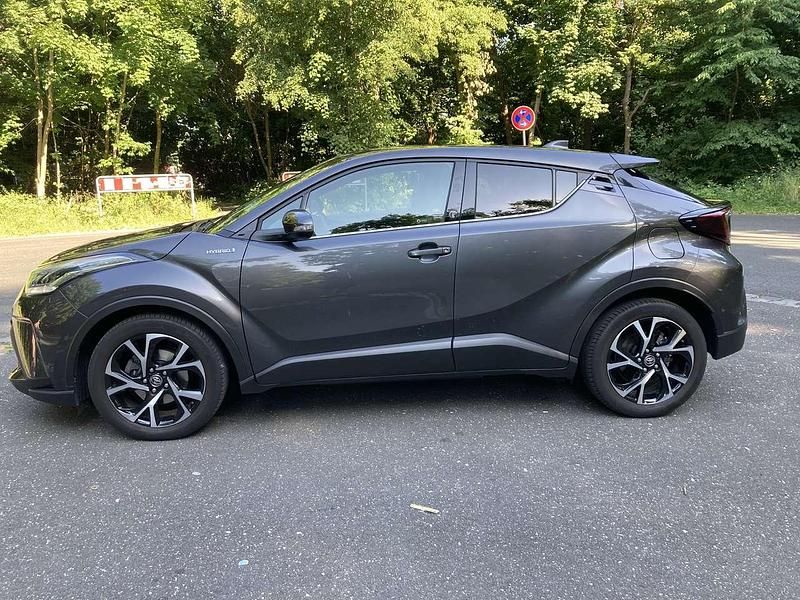 Gebraucht 2021 Toyota C-HR Team SUV | 20.999 € (Fairer Preis) - Bild 1/4