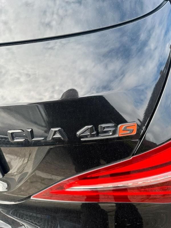 Schwarz Gebraucht 2018 Mercedes CLA45 AMG AMG Kombi | 25.000 € (Superpreis) - Bild 1/4